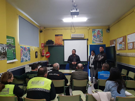 Sanidad prepara un curso para mejorar las actuaciones con animales del personal de las Fuerzas y Cuerpos de Seguridad del Estado
