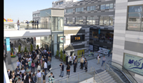 El centre comercial L’Epicentre s'ha inaugurat aquest matí amb 41 tendes