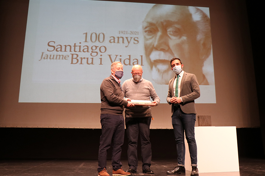 Sagunto honra la memoria de Santiago/Jaume Bru i Vidal con un acto conmemorativo para recordar su figura y extensa obra