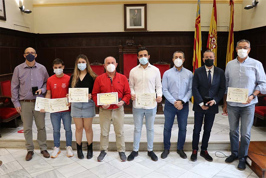 L'Ajuntament de Sagunt rep les i els esportistes guardonats en la Gala de l'Esport del Club de Lluita Camp de Morvedre