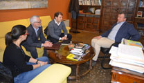 L'alcalde de Sagunt i la regidora de Presidència es reuneixen amb responsables de l'empresa Tumesa