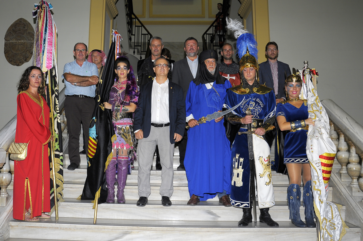 Els Moros i Cristians van inundar els carrers de Sagunt de gran ambient festiu