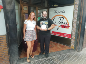 Ecovidrio premia un establiment del Port de Sagunt pel seu compromís amb el reciclatge de vidre