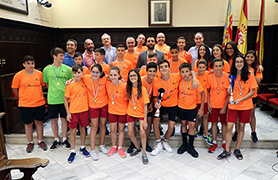 L’Ajuntament de Sagunt rep els equips campions d’Espanya de colpbol 