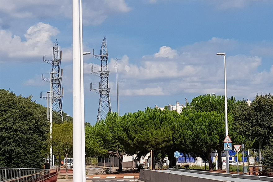 El Ple de l'Ajuntament de Sagunt insta el Govern estatal a actuar davant l'escalada de preus de les tarifes elèctriques