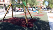 La plaza Ibérica estrena juegos infantiles